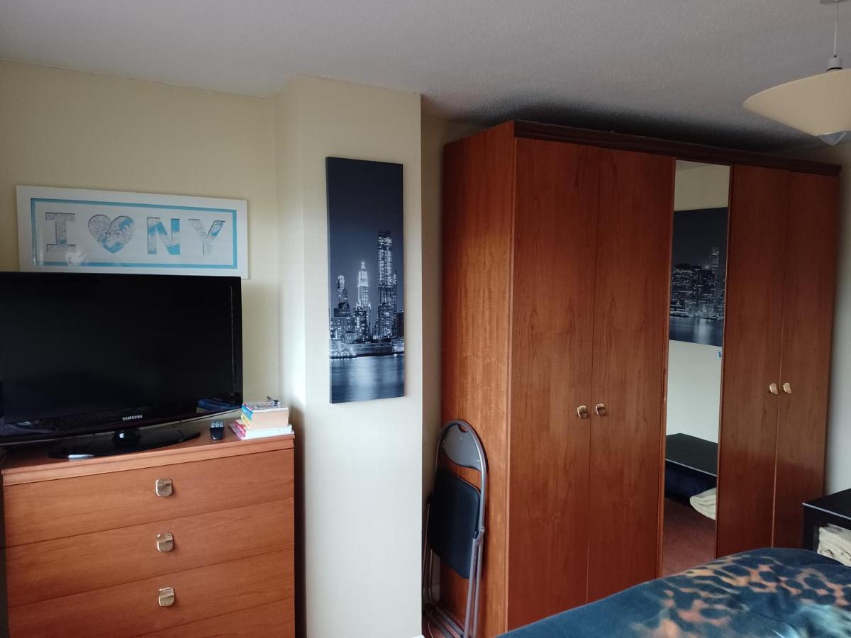 Hotel 216 Glyn Eiddew Cardiff Zewnętrze zdjęcie
