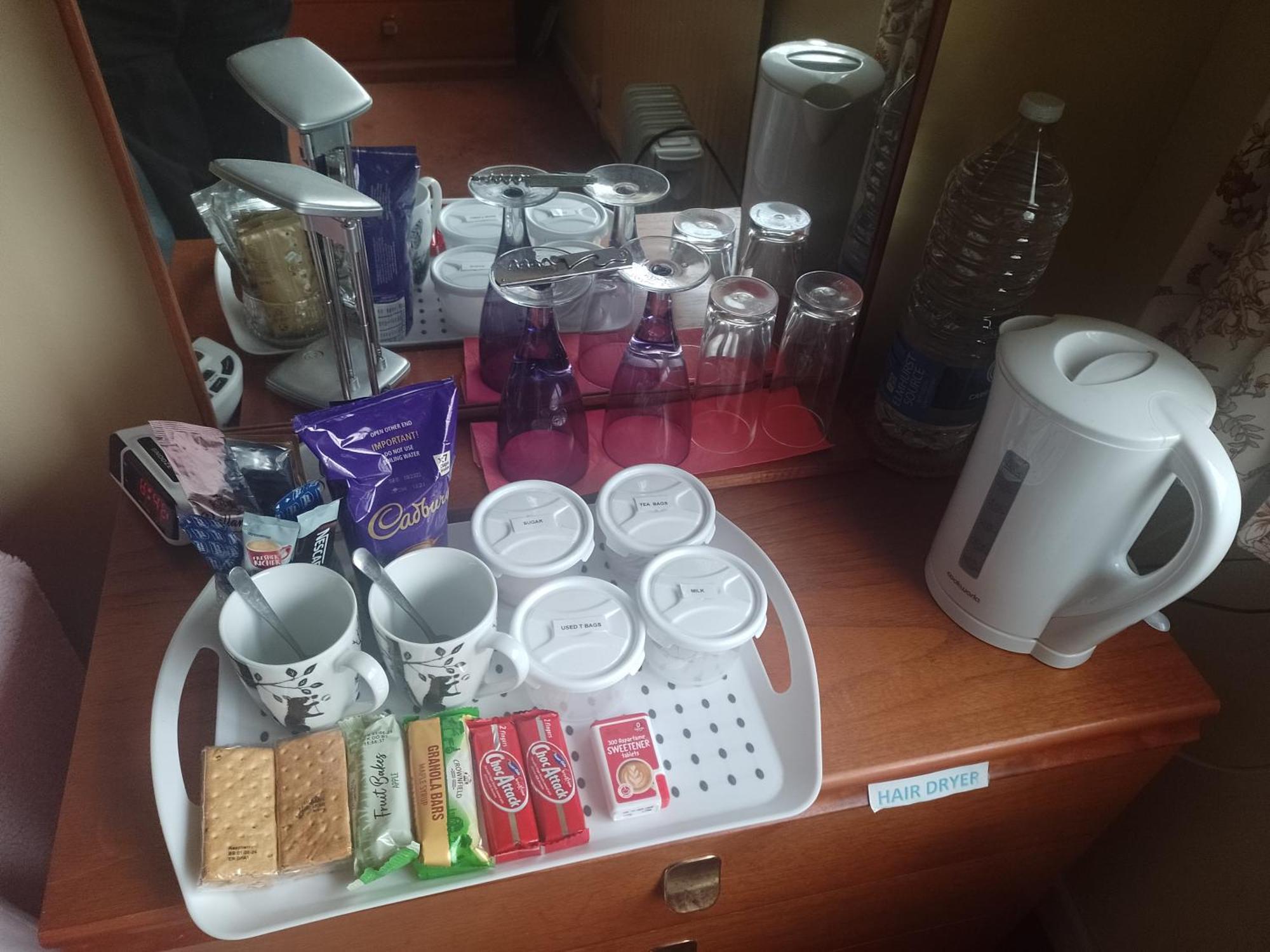 Hotel 216 Glyn Eiddew Cardiff Zewnętrze zdjęcie